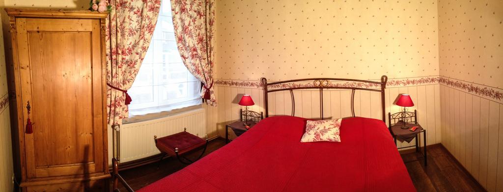 Au Gite De Binche Habitación foto